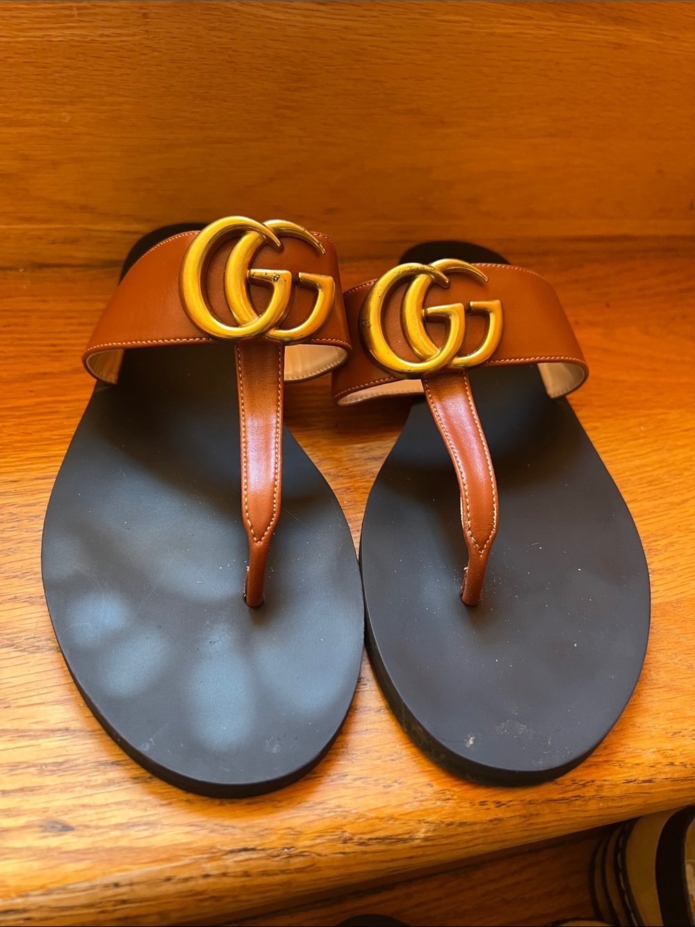 G style Brown sandals full rubber sole
